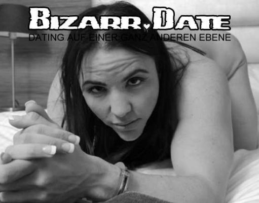 Die muskulöse Frau will ficken.