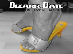Geile Frau mit Schuhfetisch.